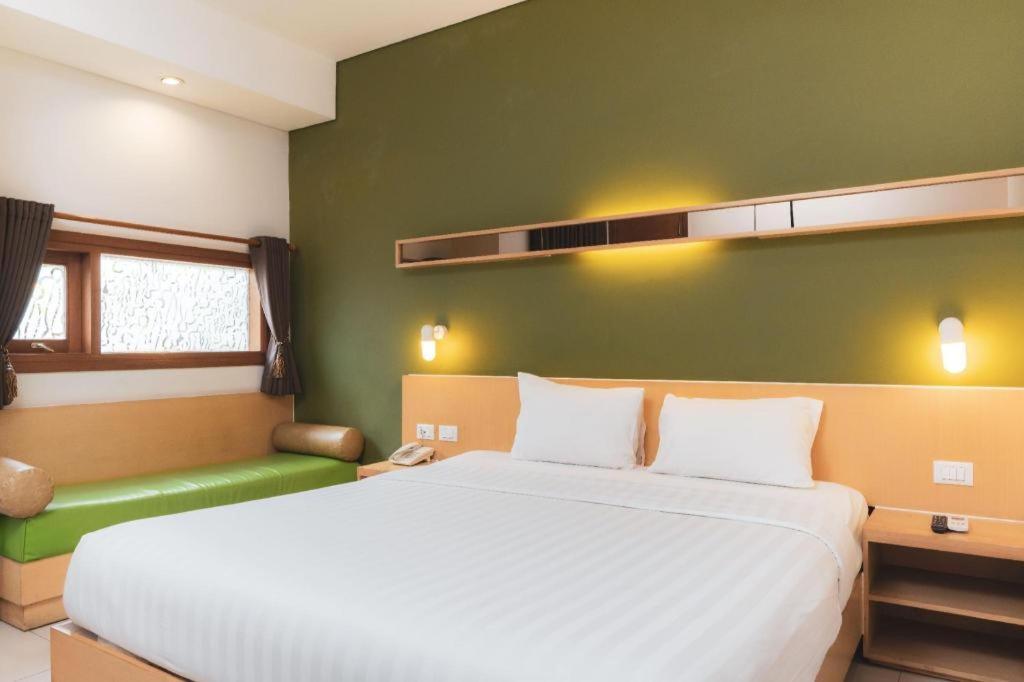 Hotel Tibera Taman Cibeunying باندونج المظهر الخارجي الصورة