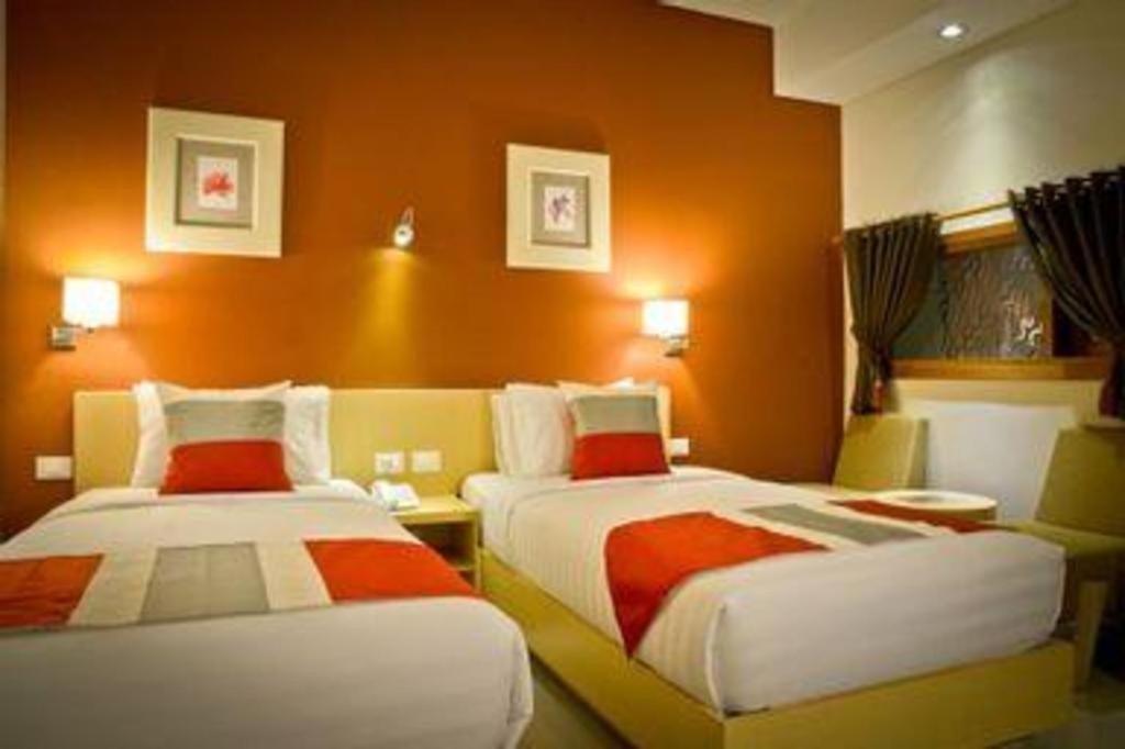 Hotel Tibera Taman Cibeunying باندونج المظهر الخارجي الصورة