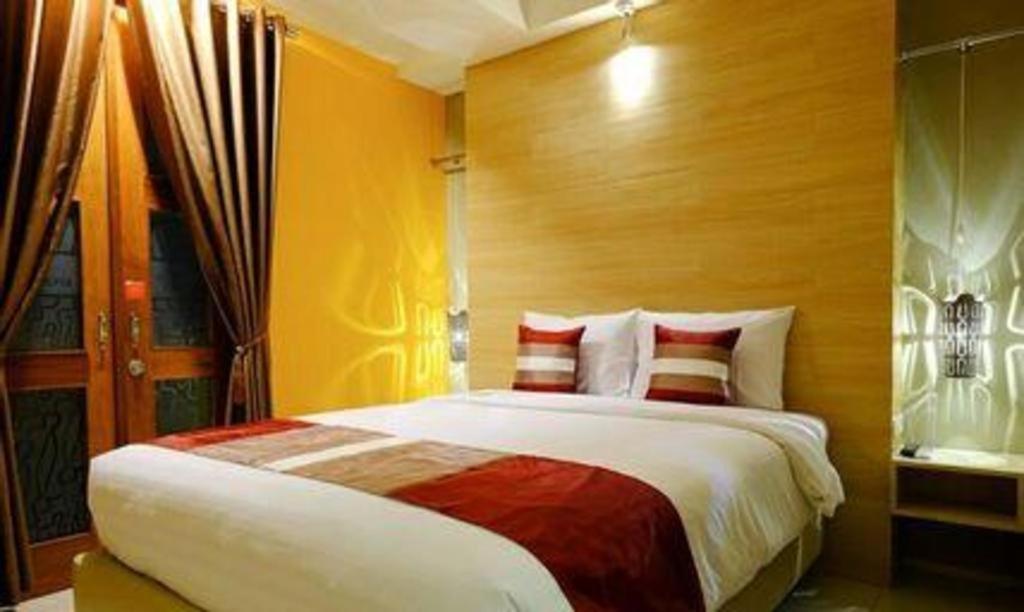 Hotel Tibera Taman Cibeunying باندونج المظهر الخارجي الصورة