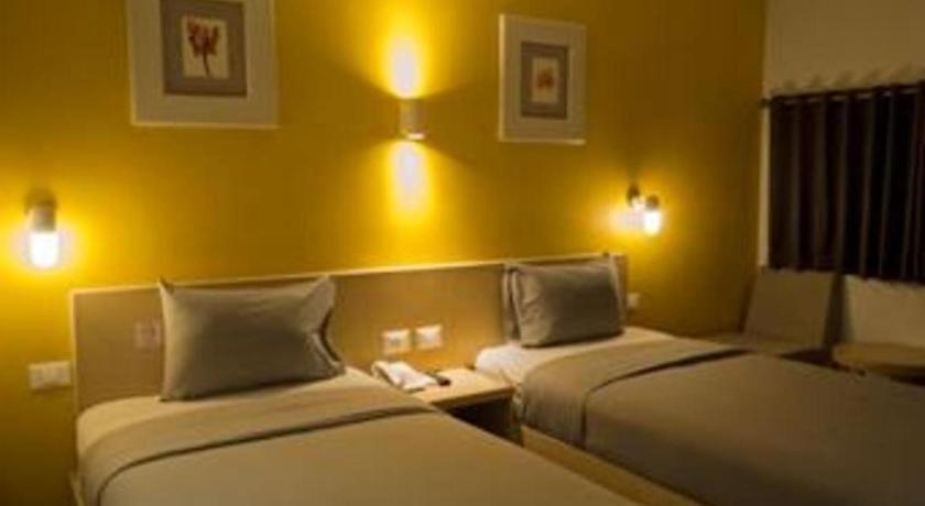 Hotel Tibera Taman Cibeunying باندونج المظهر الخارجي الصورة