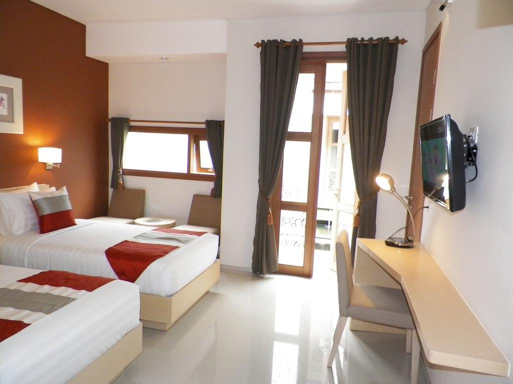 Hotel Tibera Taman Cibeunying باندونج المظهر الخارجي الصورة